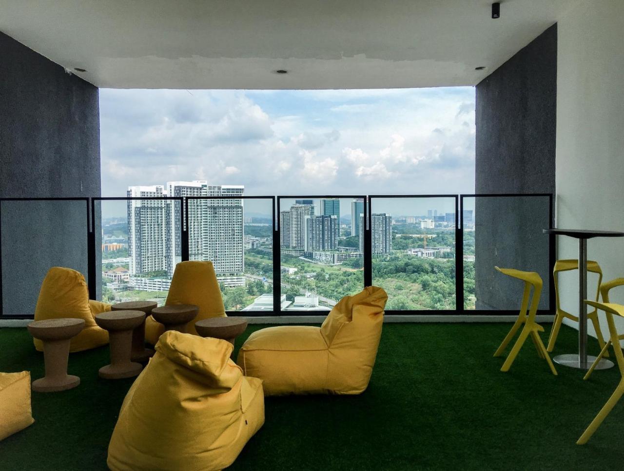 Cozy Kanvas Soho Suites Cyber Dzsaja Kültér fotó